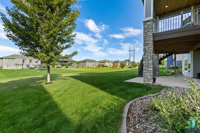 607 S Torrey Pine Ln Lane, Sioux Falls, SD 57110