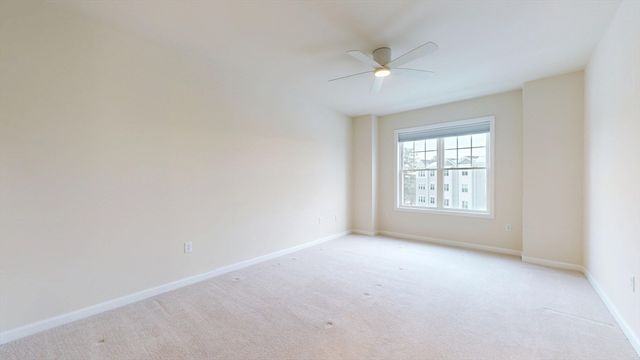 250 Martin's Landing 402, North Reading, MA 01864
