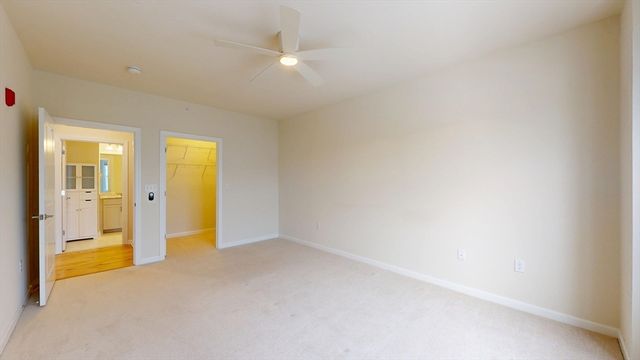 250 Martin's Landing 402, North Reading, MA 01864