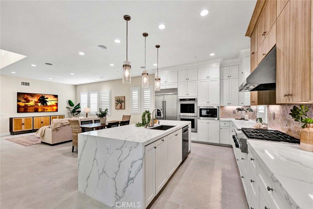 Image 10 of property listing at 98 Pinnacle, Lake Forest, CA 92630