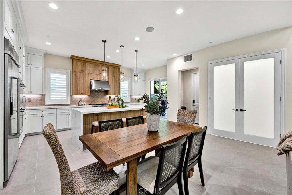 Image 6 of property listing at 98 Pinnacle, Lake Forest, CA 92630