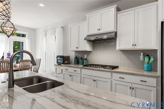 12925 Craftsbury Ct, Midlothian, VA 23112