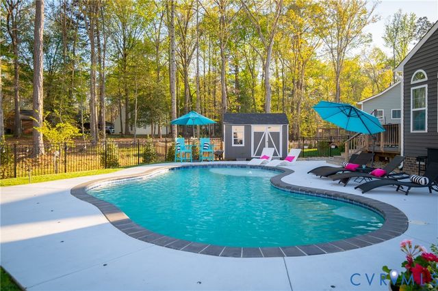12925 Craftsbury Ct, Midlothian, VA 23112