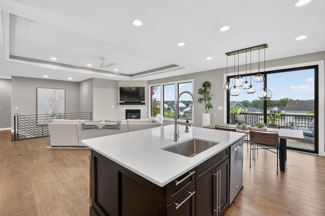 645 Daybreak Drive, Waukee, IA 50263