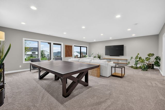 645 Daybreak Drive, Waukee, IA 50263