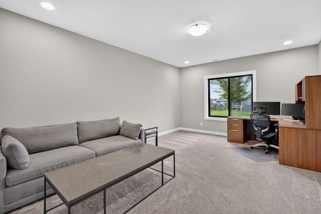 645 Daybreak Drive, Waukee, IA 50263