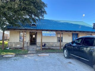 513 N Fm 2353, Graford, TX 76449