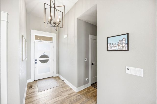 722 NE Country Meadow Drive, Ankeny, IA 50021