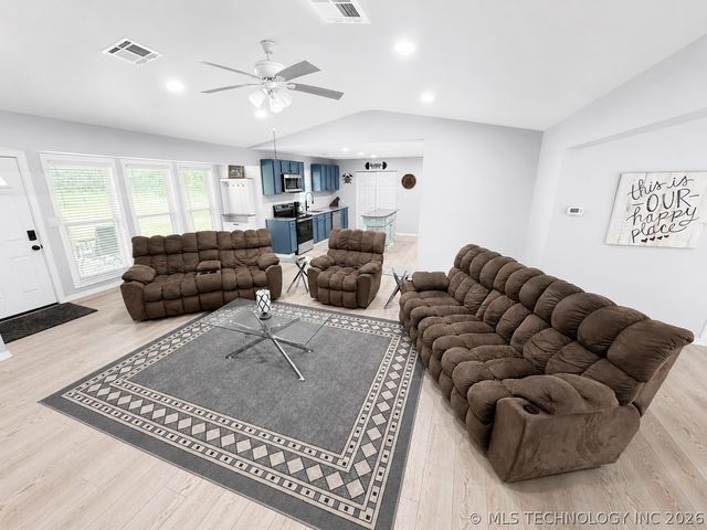 428773 E 1131 Road, Porum, OK 74455