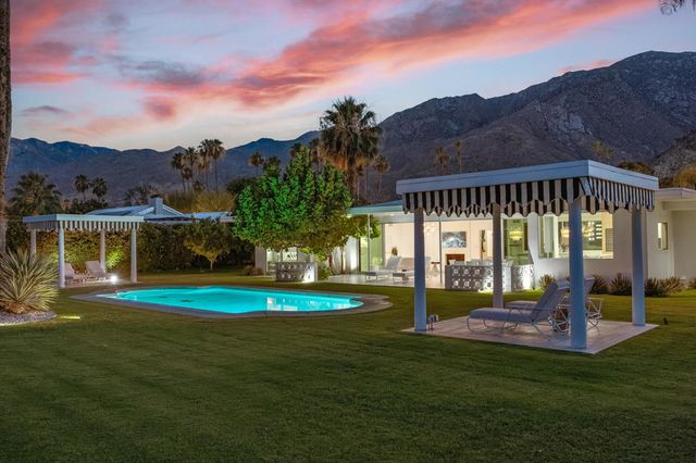2622 S Calle Palo Fierro, Palm Springs, CA 92264