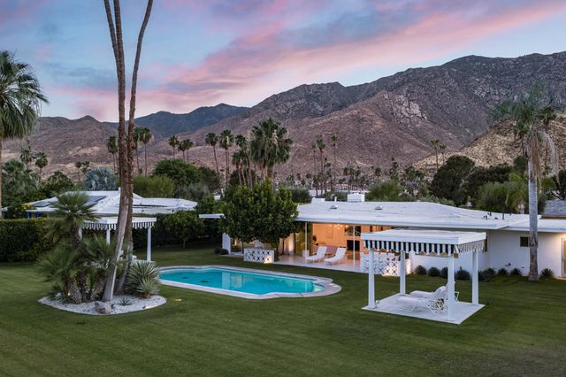 2622 S Calle Palo Fierro, Palm Springs, CA 92264