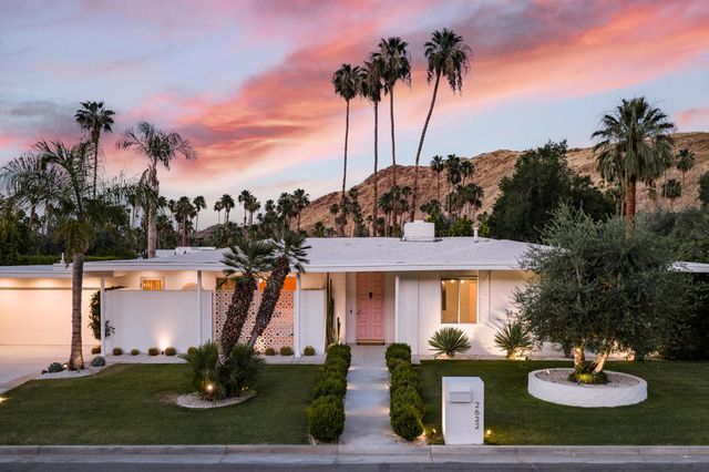 2622 S Calle Palo Fierro, Palm Springs, CA 92264