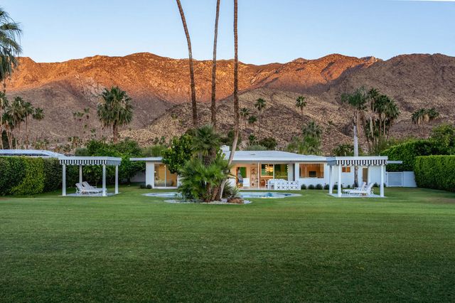 2622 S Calle Palo Fierro, Palm Springs, CA 92264