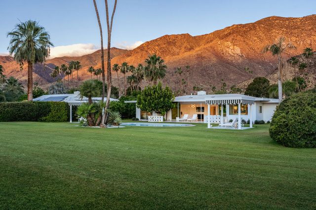 2622 S Calle Palo Fierro, Palm Springs, CA 92264