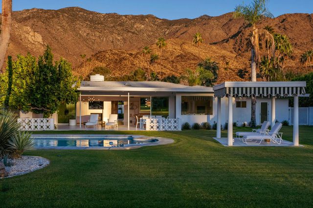 2622 S Calle Palo Fierro, Palm Springs, CA 92264