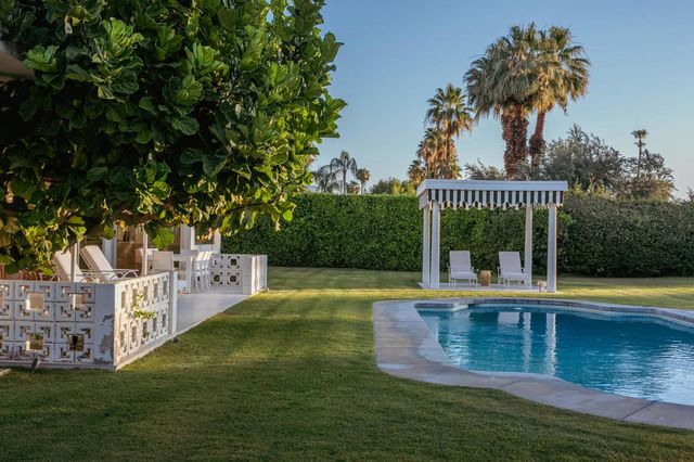 2622 S Calle Palo Fierro, Palm Springs, CA 92264