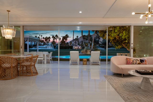 2622 S Calle Palo Fierro, Palm Springs, CA 92264