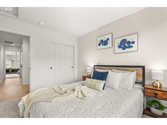 3181 Se BROOKWOOD Ave, Hillsboro, OR 97123