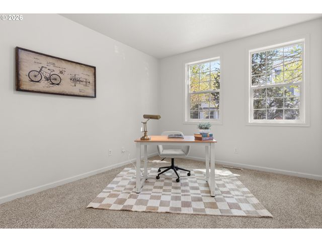 3181 Se BROOKWOOD Ave, Hillsboro, OR 97123