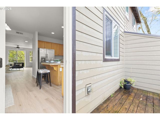 3181 Se BROOKWOOD Ave, Hillsboro, OR 97123