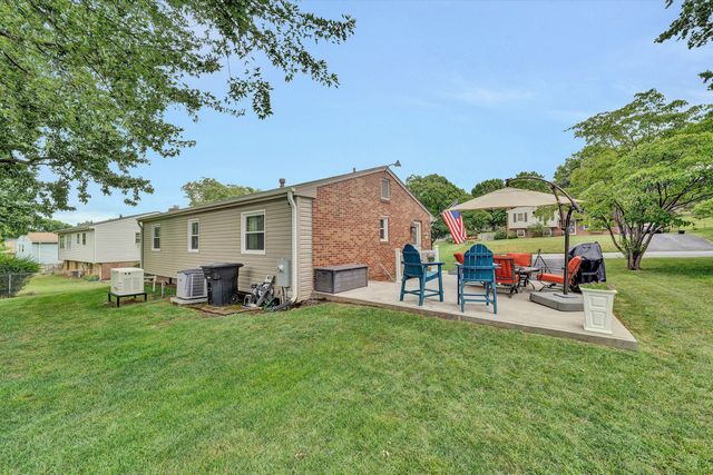 3063 Pebble DR, Roanoke, VA 24014