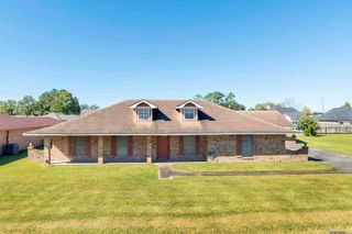 2027 S Edward Ave, Gonzales, LA 70737