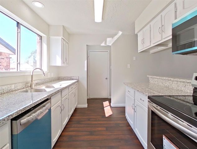 11210 Camphorwood Drive, Houston, TX 77089