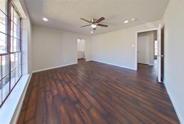 11210 Camphorwood Drive, Houston, TX 77089