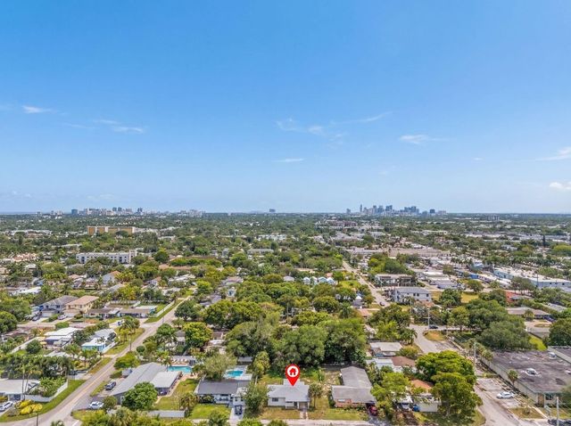 1398 NE 37th Street, Oakland Park, FL 33334