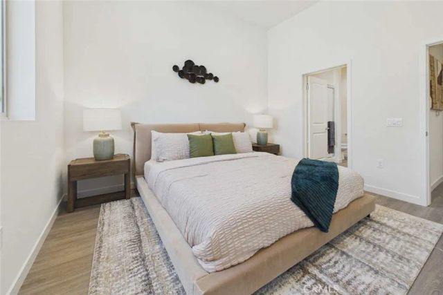 16285 W. San Fernando Mission Blvd 6, Granada Hills, CA 91344