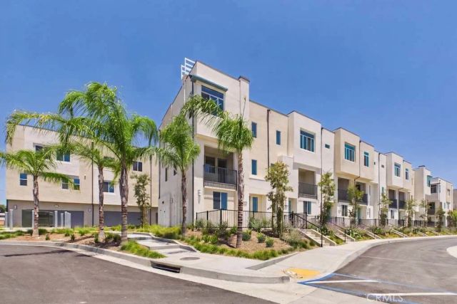 16285 W. San Fernando Mission Blvd 6, Granada Hills, CA 91344
