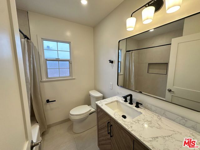 8938 Monogram Avenue, Los Angeles, CA 91343