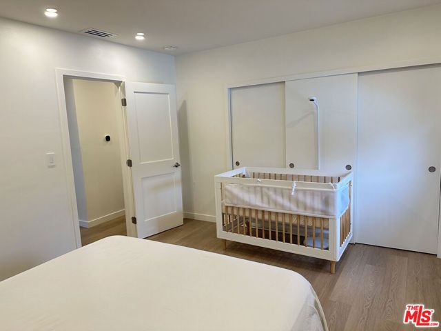 8938 Monogram Avenue, Los Angeles, CA 91343