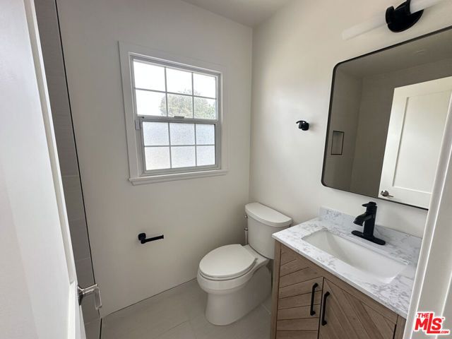 8938 Monogram Avenue, Los Angeles, CA 91343