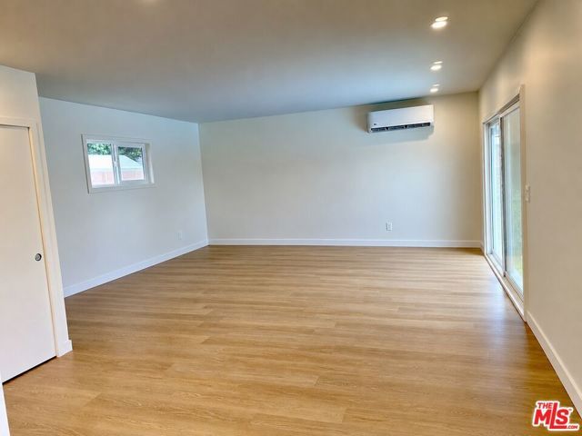 8938 Monogram Avenue, Los Angeles, CA 91343