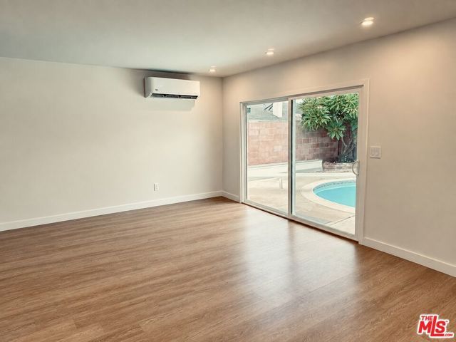 8938 Monogram Avenue, Los Angeles, CA 91343