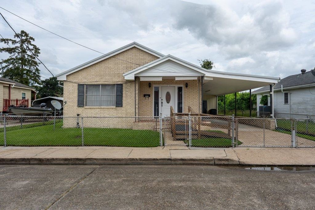 270 Walnut St, Houma, LA 70364