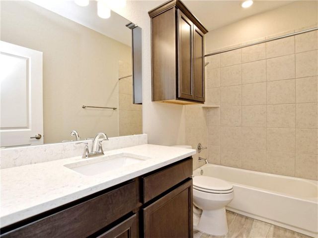 109 Harborside DR 101, San Marcos, TX 78666