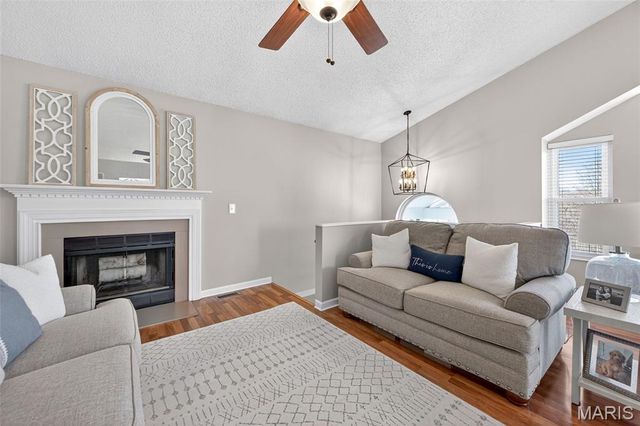 162 Rutherglen Drive, Valley Park, MO 63088