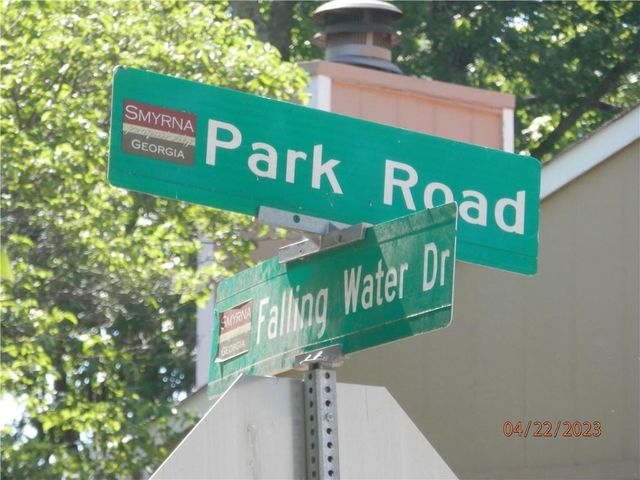 2571 Park Road SE, Smyrna, GA 30080