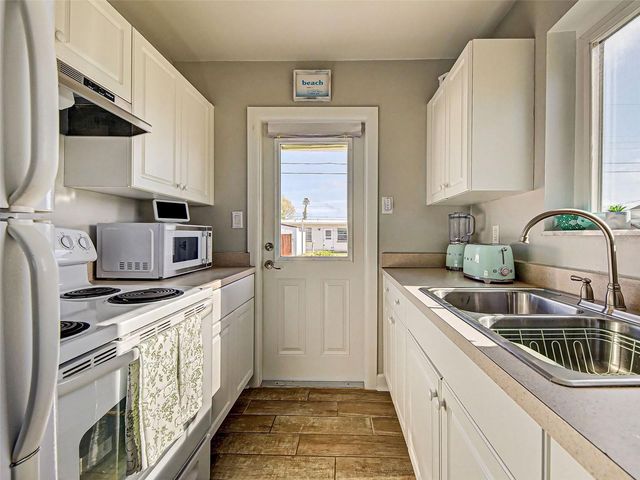 8788 AGRESS AVENUE, North Port, FL 34287