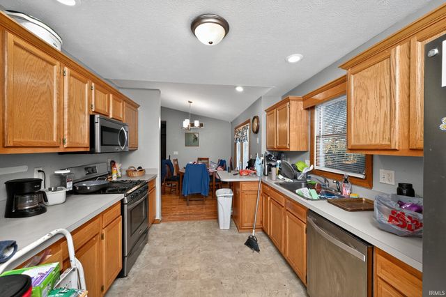 30175 Wynd Tree Boulevard, Elkhart, IN 46516