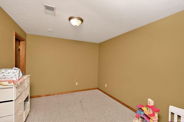 30175 Wynd Tree Boulevard, Elkhart, IN 46516