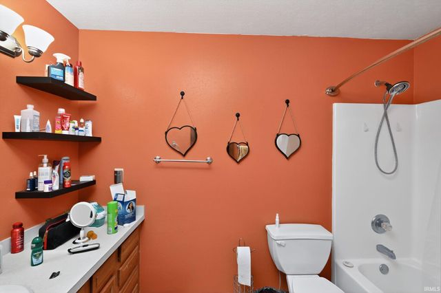 30175 Wynd Tree Boulevard, Elkhart, IN 46516