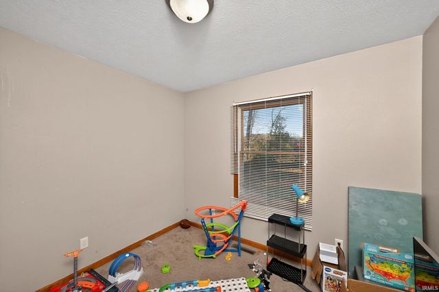 30175 Wynd Tree Boulevard, Elkhart, IN 46516