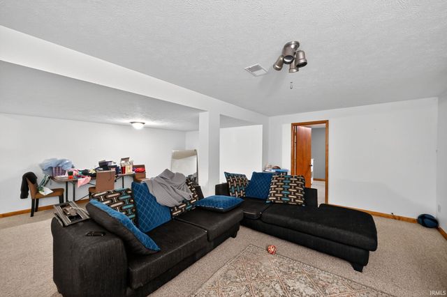 30175 Wynd Tree Boulevard, Elkhart, IN 46516