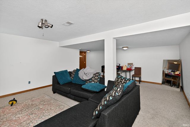 30175 Wynd Tree Boulevard, Elkhart, IN 46516