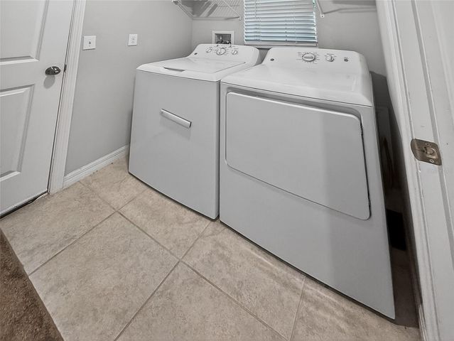 14441 TOUCH GOLD LANE, Sun City Center, FL 33573