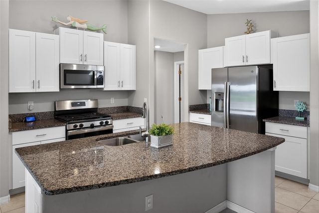 14441 TOUCH GOLD LANE, Sun City Center, FL 33573