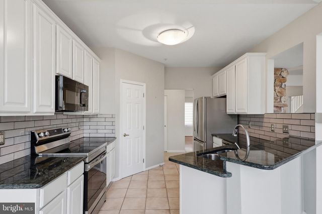 1035 HICKORY RIDGE DR, Chalfont, PA 18914